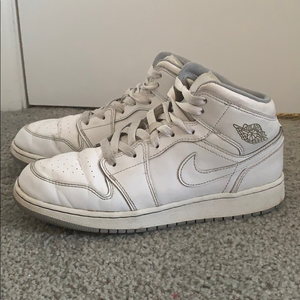 White Nike Air Jordan’s